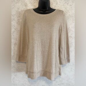 Chico's Size 1 US 8 Gold Metallic Thread Pullover Sweater 3/4 Sleeve Scoop Neck